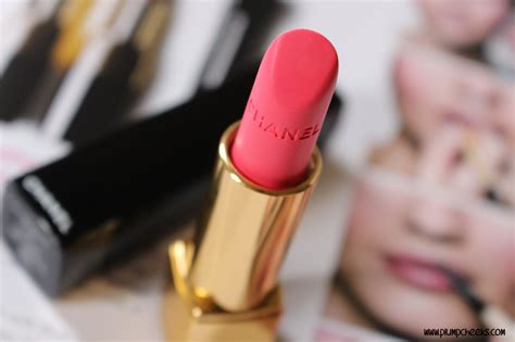 chanel rouge allure velvet 42 l'eclatante review|chanel rouge allure velvet vie.